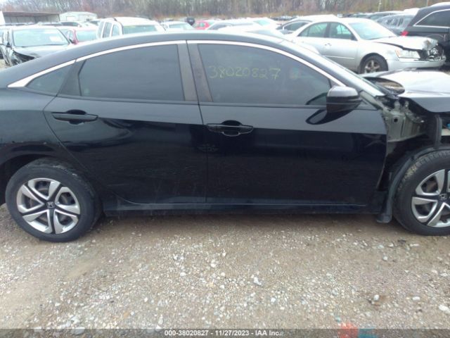 19XFC2F58HE061972 Honda Civic Sedan Lx