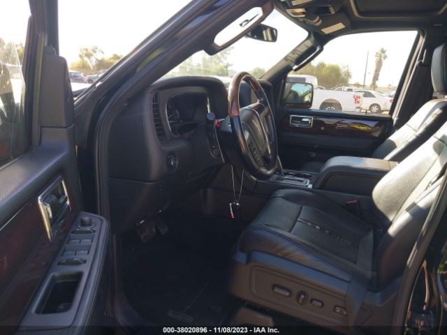 5LMJJ2LT7HEL07689 Lincoln Navigator Reserve