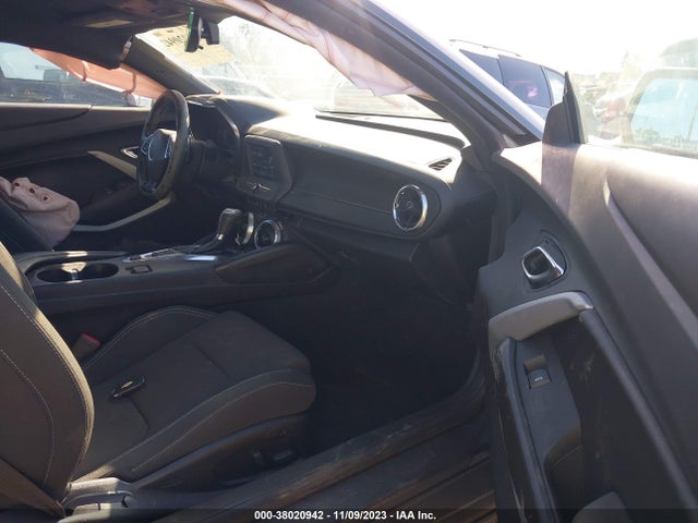Chevrolet Camaro 1lt 2018 1G1FB1RX3J0183432 Image 5