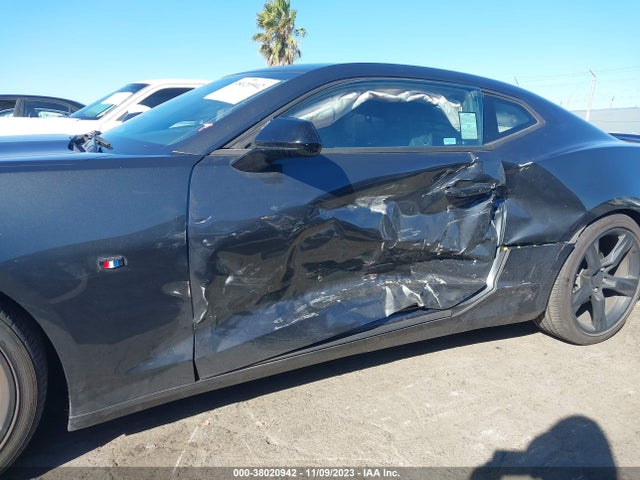 Chevrolet Camaro 1lt 2018 1G1FB1RX3J0183432 Image 6