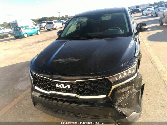 2022 KIA SORENTO LX VIN: 5XYRG4LCXNG138257