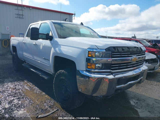 2017 1GC1KVEG8HF182671 main image