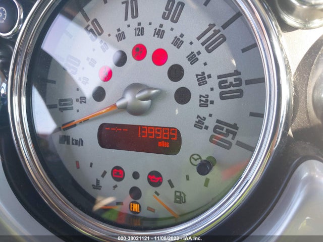 2005 MINI COOPER S WMWRE33565TL10576 Photo 6