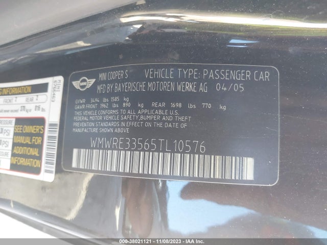 2005 MINI COOPER S WMWRE33565TL10576 Photo 8