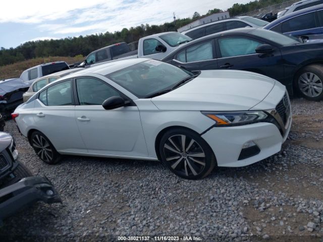 1N4BL4CV4NN320047 Nissan Altima Sr Fwd