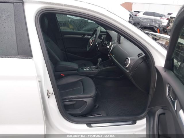 2020 AUDI A3 WAUAUGFF3LA096084 Photo 4