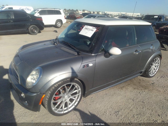 2005 MINI COOPER S WMWRE33505TL11190 Photo 1