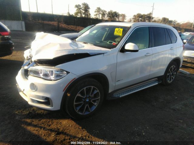 2018 BMW X5 5UXKR0C50J0X87442 Photo 1