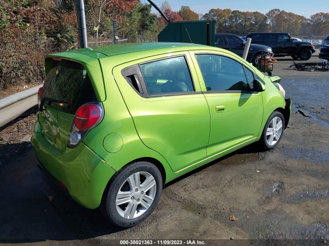 Chevrolet Spark 1lt Cvt 2015 KL8CD6S91FC736106 Image 4