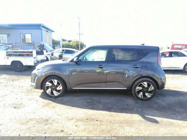 KNDJ53AU0P7890011 KIA Soul Gt-line