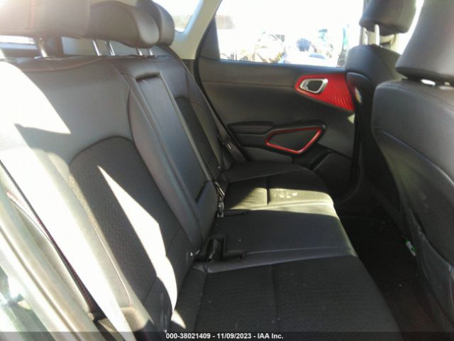 KNDJ53AU0P7890011 KIA Soul Gt-line