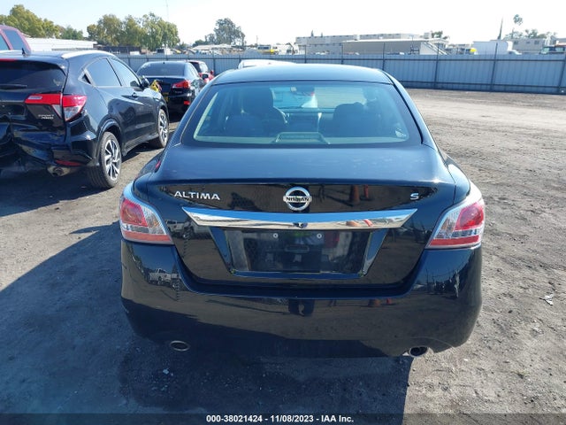2015 NISSAN ALTIMA 2.5 S VIN: 1N4AL3AP8FC582824