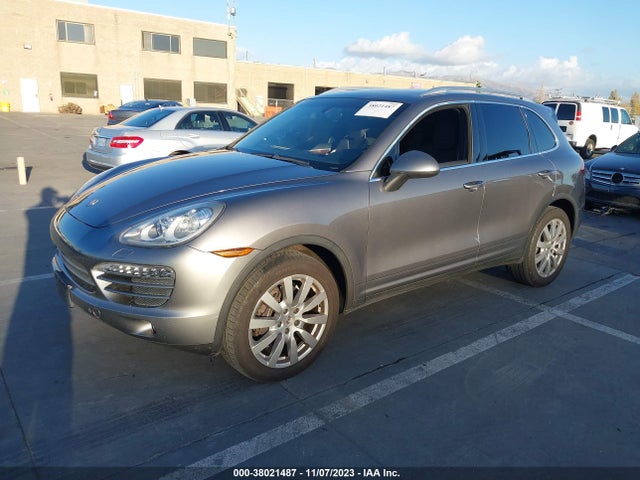 2012 PORSCHE CAYENNE WP1AA2A24CLA11355 Photo 1