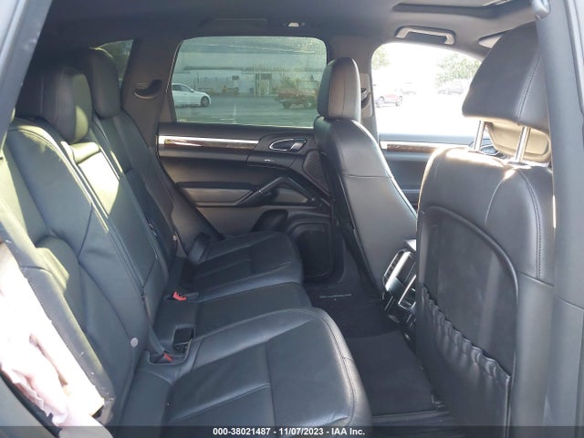 2012 PORSCHE CAYENNE WP1AA2A24CLA11355 Photo 7