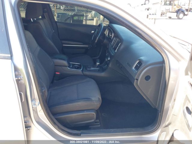 2C3CDXHG0JH162885 Dodge Charger Sxt Plus Rwd