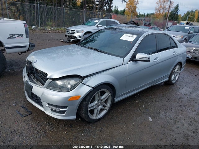 WDDGF4HB3ER318990 Mercedes-Benz C 250 Luxury/sport