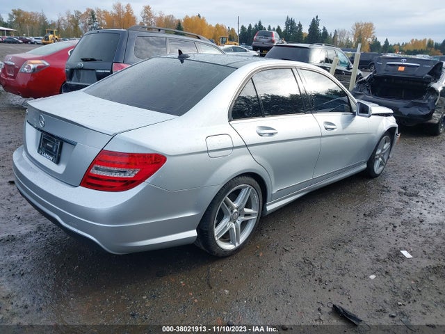 WDDGF4HB3ER318990 Mercedes-Benz C 250 Luxury/sport