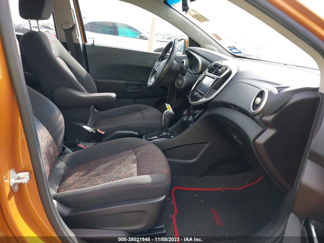 Chevrolet Sonic Lt Auto 2017 1G1JD6SH0H4117282 Image 5