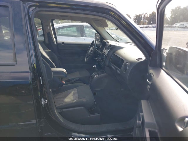 1C4NJPBA2FD179760 Jeep Patriot Altitude Edition