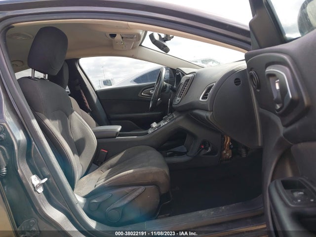 Chrysler 200 Limited 2015 1C3CCCAB9FN657806 Image 5