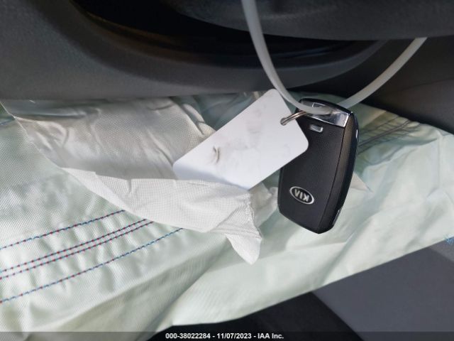 2019 KIA NIRO KNDCC3LC2K5221679 Photo 10