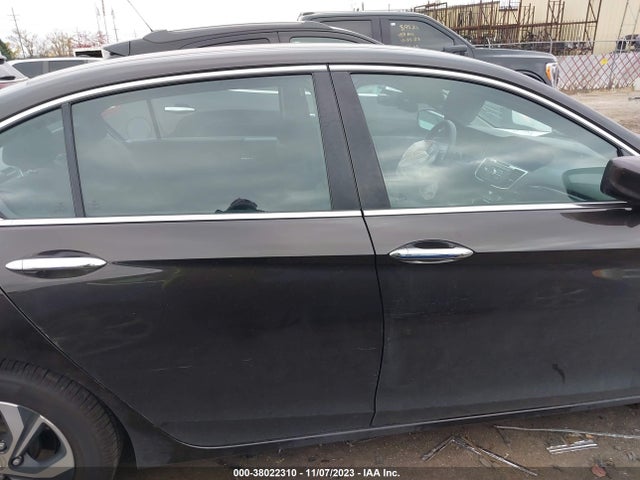 Honda ACCORD LX 2017 1HGCR2F34HA062363 Image 13