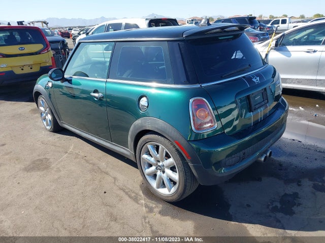 2009 MINI COOPER S WMWMF73549TT97124 Photo 2