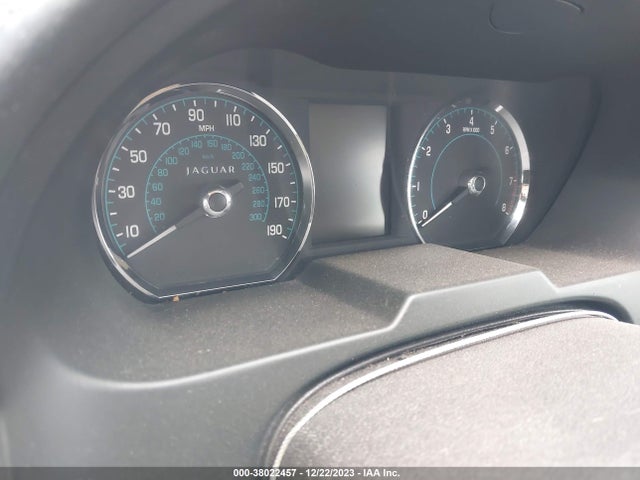 2012 JAGUAR XF SAJWA0HB4CLS38600 Photo 6