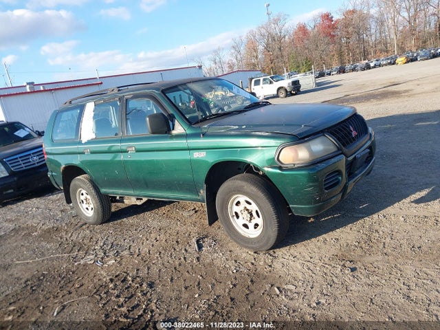 2000 MITSUBISHI MONTERO SPORT ES VIN: JA4LS21HXYP058329