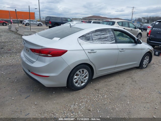 2017 HYUNDAI ELANTRA SE VIN: 5NPD74LF2HH102547