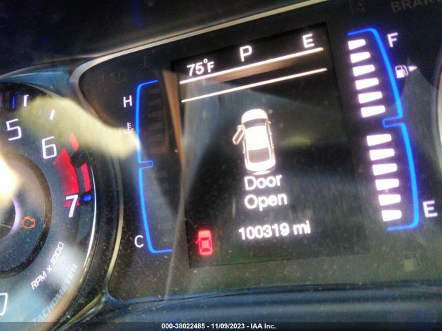 2016 CHRYSLER 200 S VIN: 1C3CCCBB8GN127861
