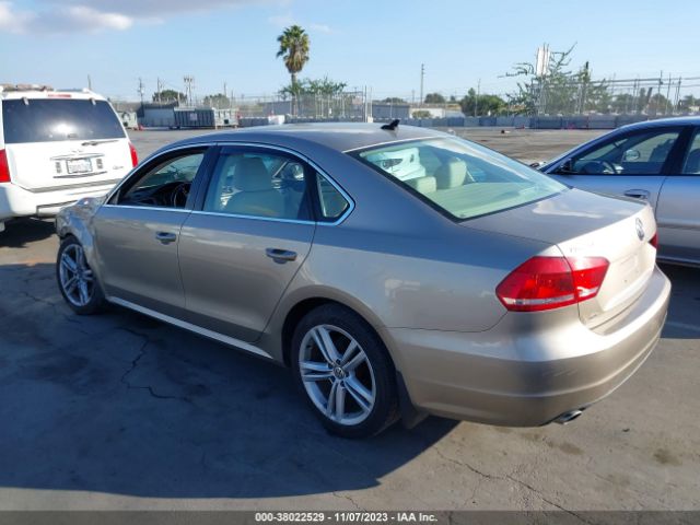 1VWBV7A32FC020119 Volkswagen Passat 2.0l Tdi Se