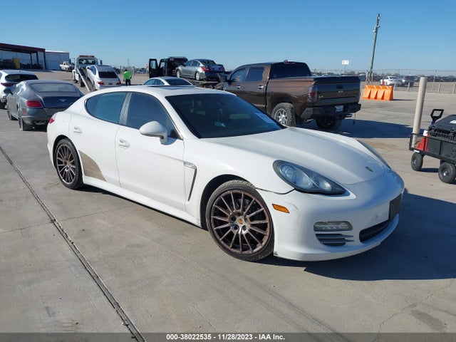 2011 PORSCHE PANAMERA WP0AA2A79BL010729 Photo 0