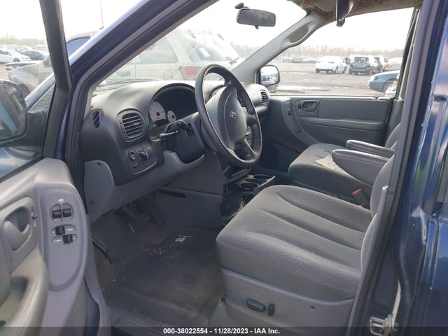 2005 DODGE GRAND CARAVAN SXT VIN: 2D4GP44L85R581222