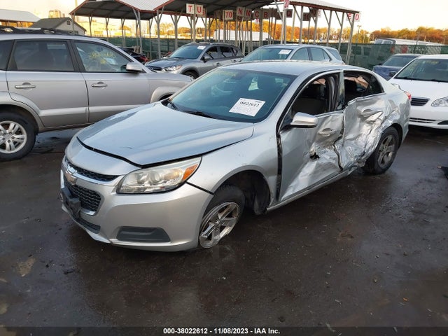Chevrolet MALIBU 1LT 2015 1G11C5SL7FF193701 Image 2
