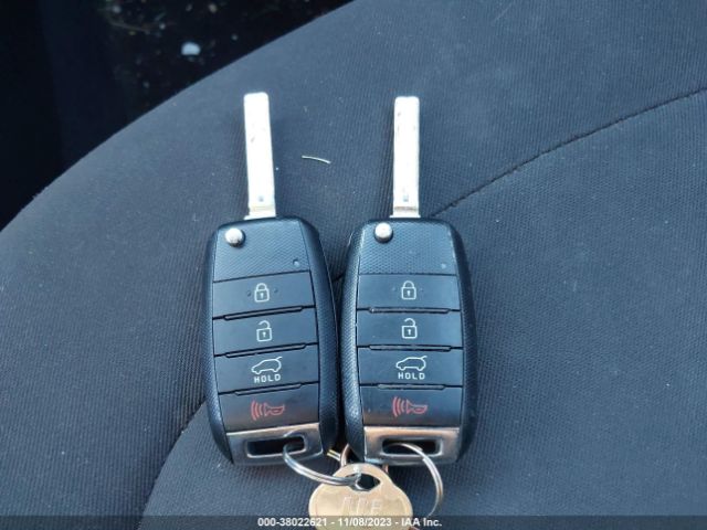 KNDJN2A22F7230270 KIA Soul Base