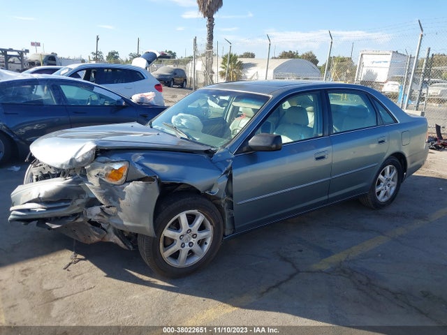 2001 TOYOTA AVALON XLS W/BUCKET SEATS VIN: 4T1BF28B41U126845