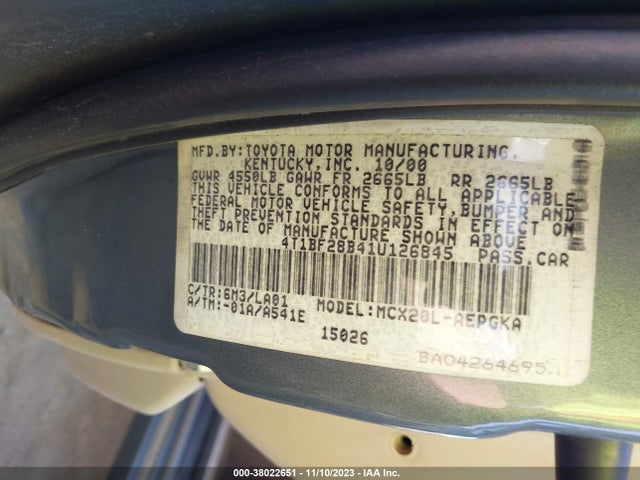 2001 TOYOTA AVALON XLS W/BUCKET SEATS VIN: 4T1BF28B41U126845