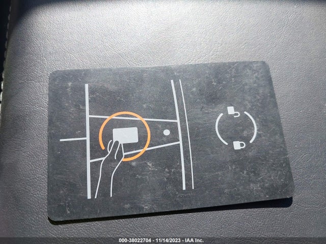 2021 TESLA MODEL Y 5YJYGDED1MF105512 Photo 10