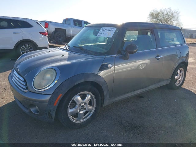 2010 MINI COOPER CLUBMAN WMWML3C50ATX37763 Photo 1