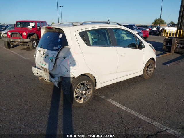 Chevrolet Spark Lt 2015 KL8CF6S92FC806657 Image 4