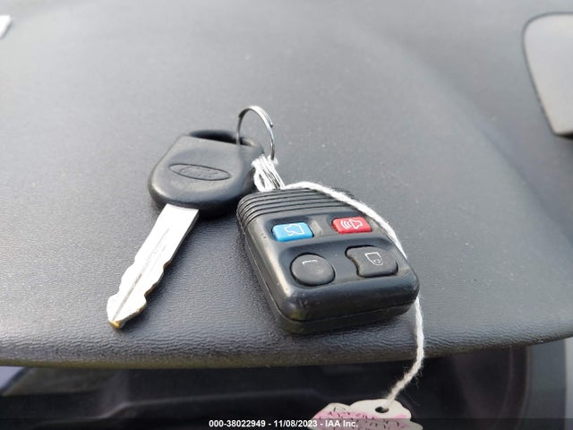2009 FORD FOCUS SE VIN: 1FAHP35N09W128243