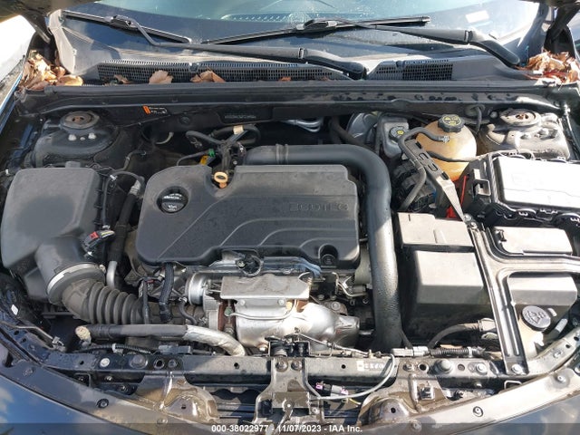 Chevrolet MALIBU LT 2018 1G1ZD5ST6JF275900 Image 10