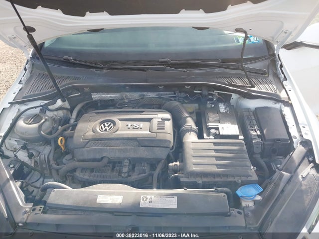 3VW217AU4HM061406 Volkswagen Golf Se