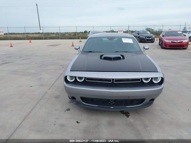 Dodge Challenger 392 Hemi Scat Pack Shaker 2016 2C3CDZFJ2GH240358 Image 13
