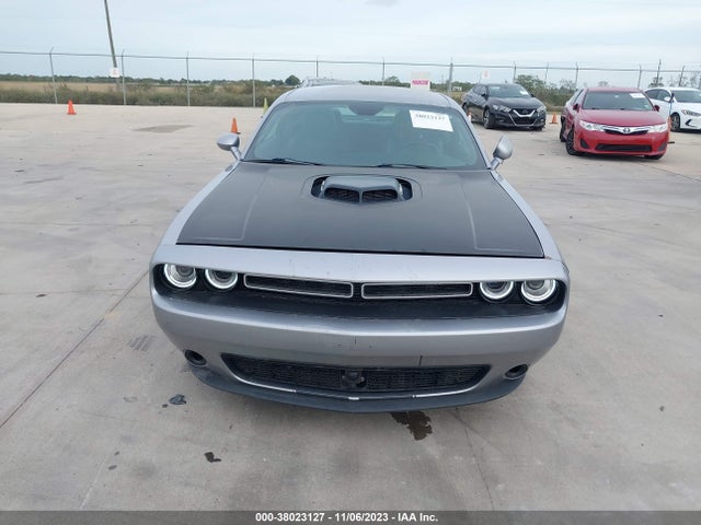 Dodge Challenger 392 Hemi Scat Pack Shaker 2016 2C3CDZFJ2GH240358 Image 6