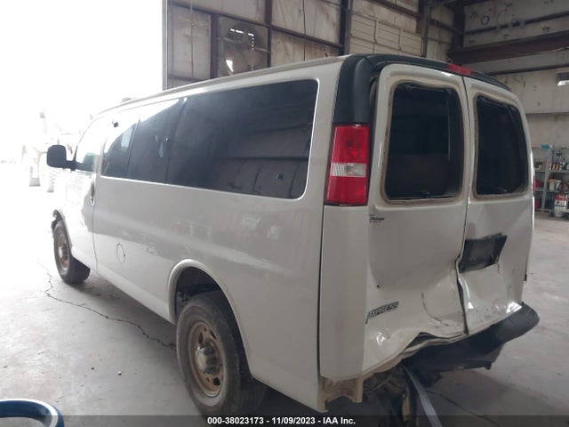 1GAWGFFG4H1120198 Chevrolet Express 2500 Lt