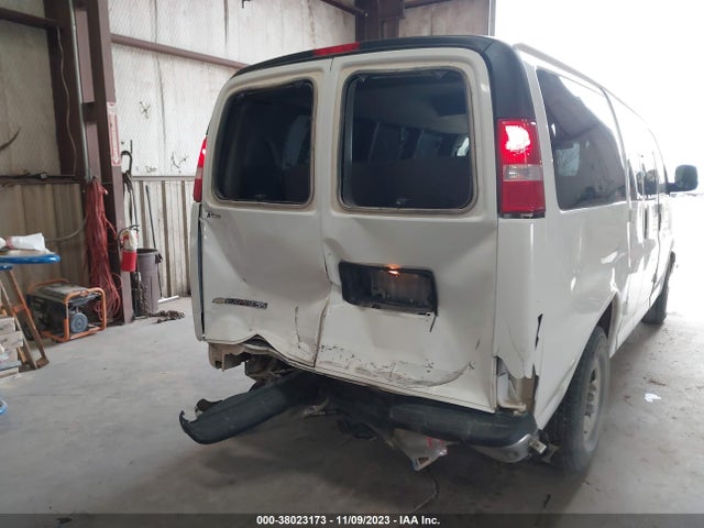 1GAWGFFG4H1120198 Chevrolet Express 2500 Lt