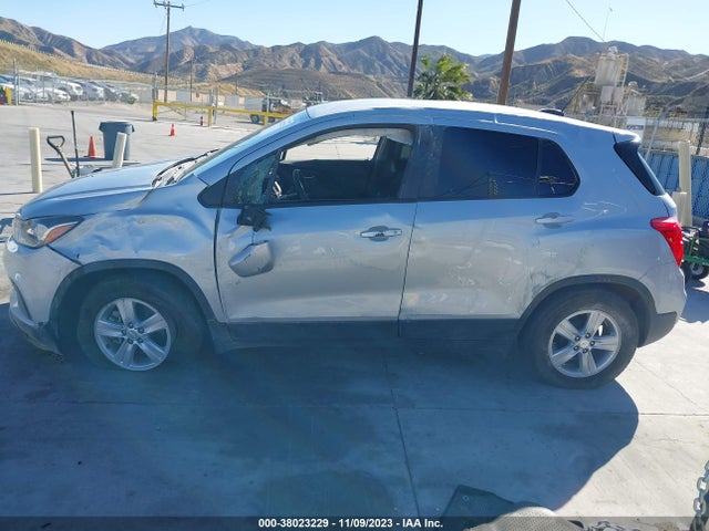 Chevrolet TRAX LS 2019 3GNCJKSB8KL394302 Image 15