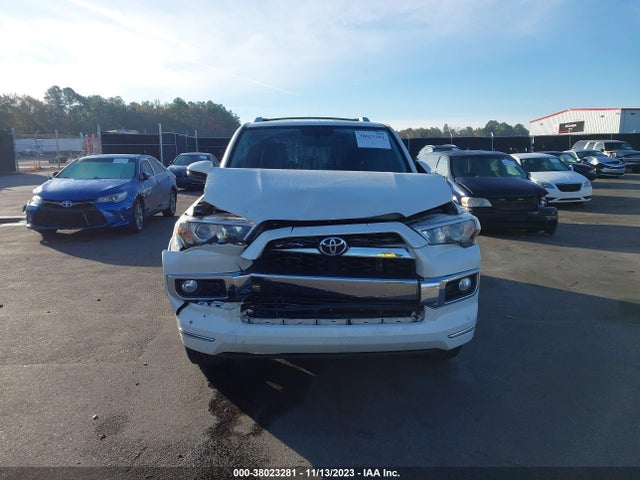 Toyota 4runner Limited 2015 JTEZU5JR5F5097483 Image 12